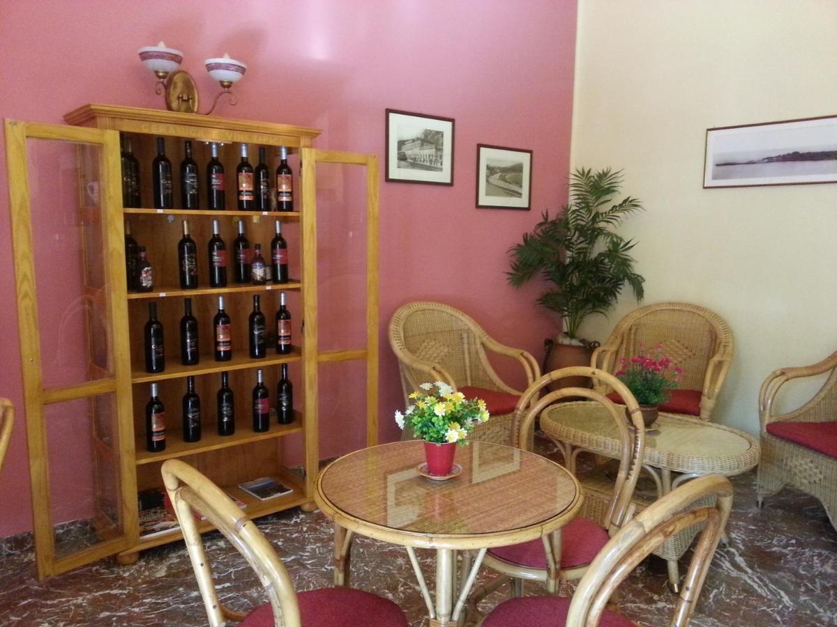 Hotel Pensione Cundari Таормина Екстериор снимка