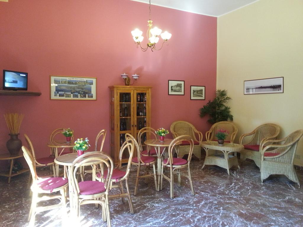 Hotel Pensione Cundari Таормина Екстериор снимка